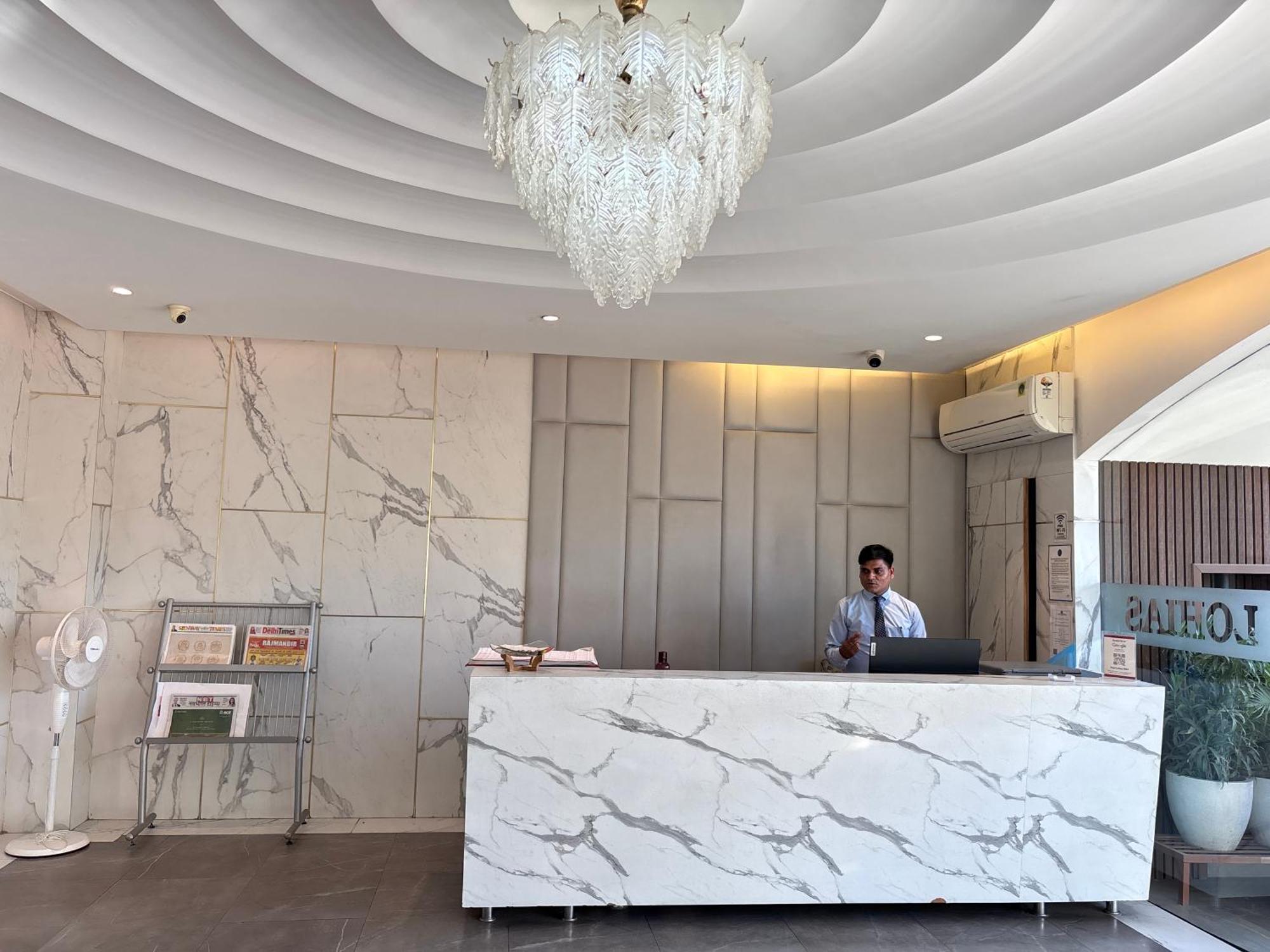 Hotel Arch The Lohias New Delhi Exterior foto